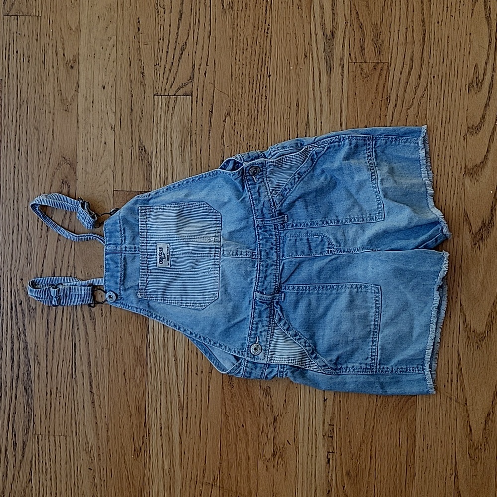 Oshkosh B'gosh Girls size 8 overalls